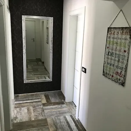 Apartment Ajla Tuzla Exterior photo